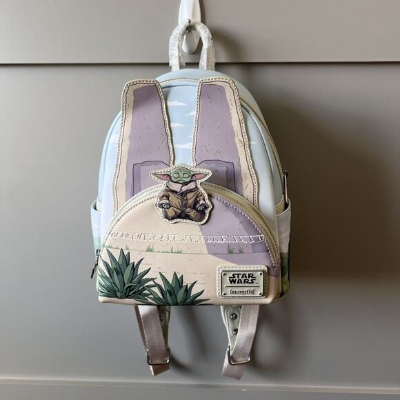 Star Wars Loungefly Mini Backpack Mandalorian Grogu Glow in the Dark Travel NEW - Picture 1 of 16